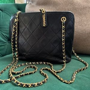 🔥Authentic vintage (rare) Chanel bag🔥